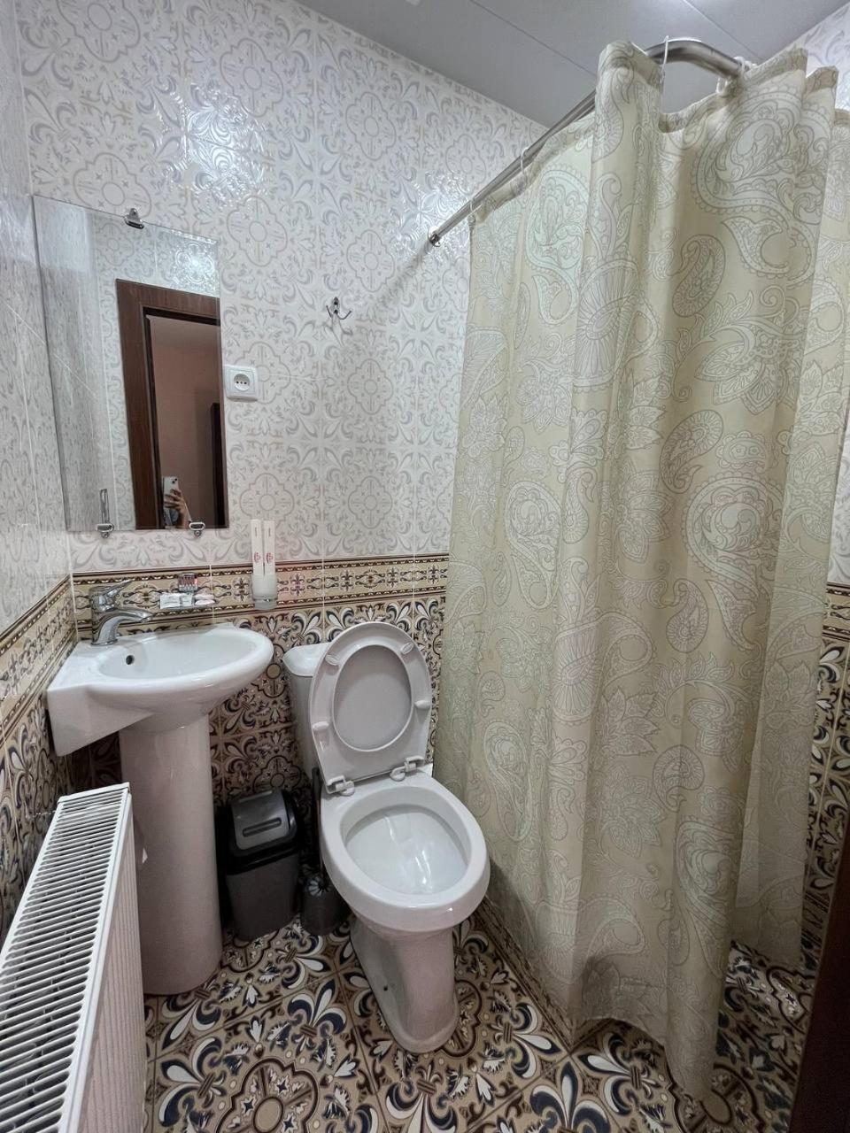 Old Safari Golden Location Guest House Μπουχάρα Εξωτερικό φωτογραφία