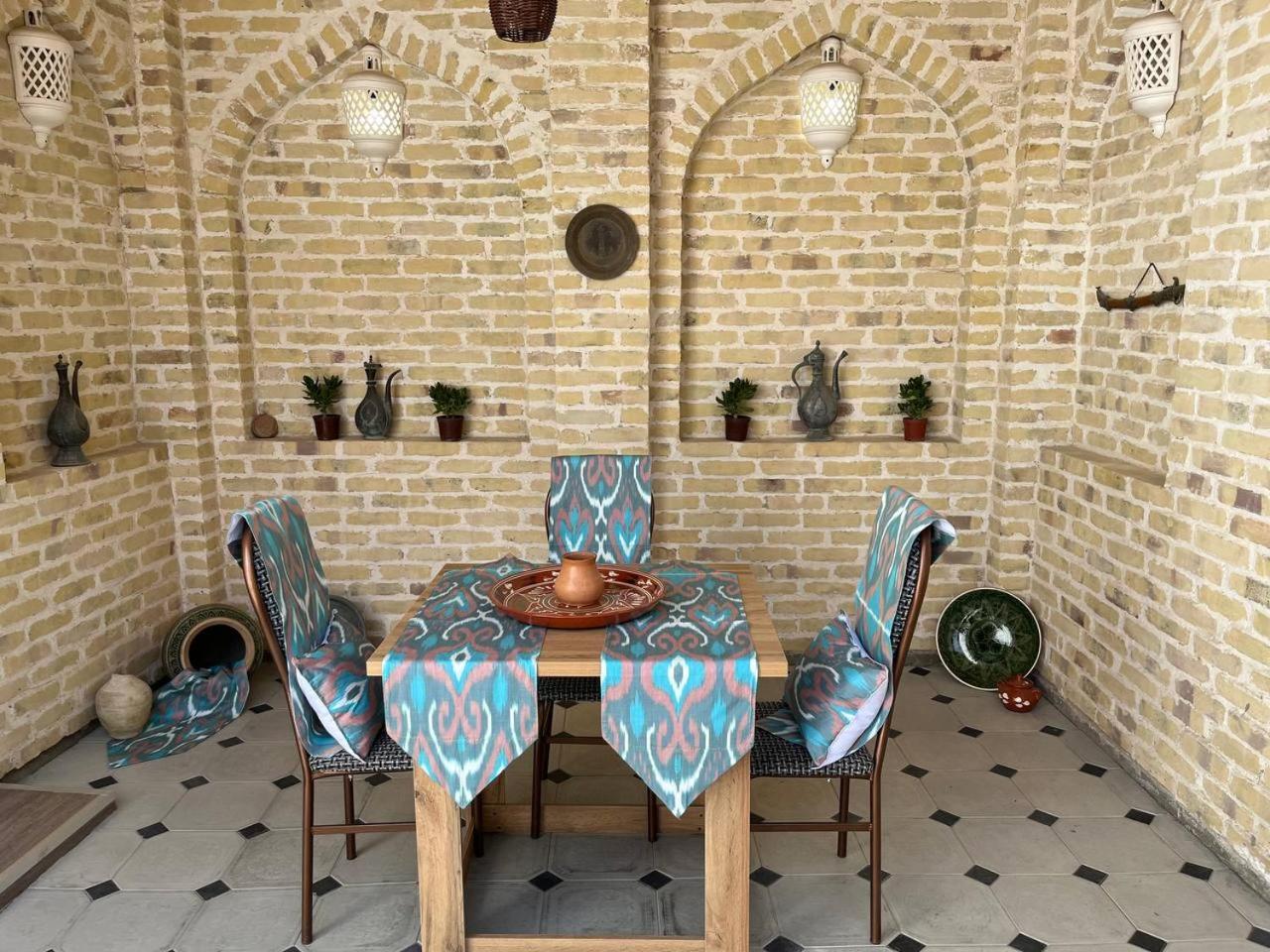 Old Safari Golden Location Guest House Μπουχάρα Εξωτερικό φωτογραφία